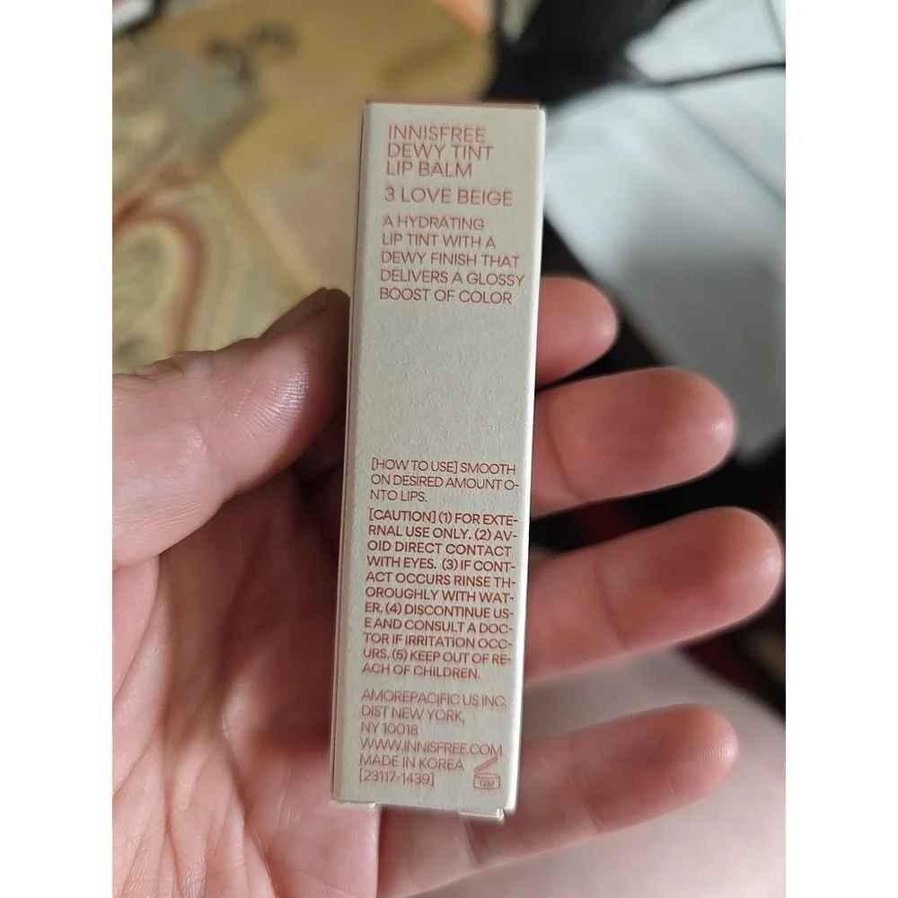INNISFREE Dewy Tint Lip Balm 0.11 Oz NIB #3 Love Beige Exp 02-2028 K69012